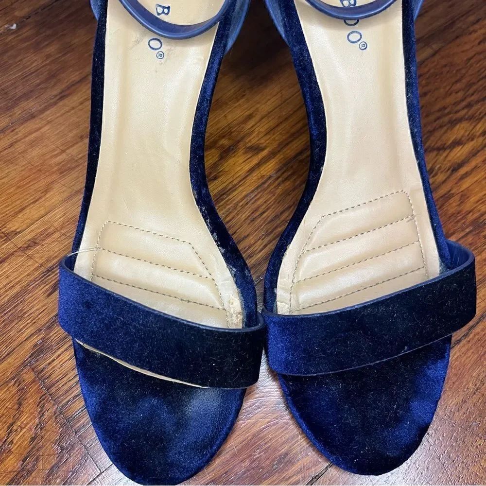 Bamboo Blue Faux Suede Heels - Picture 4 of 11